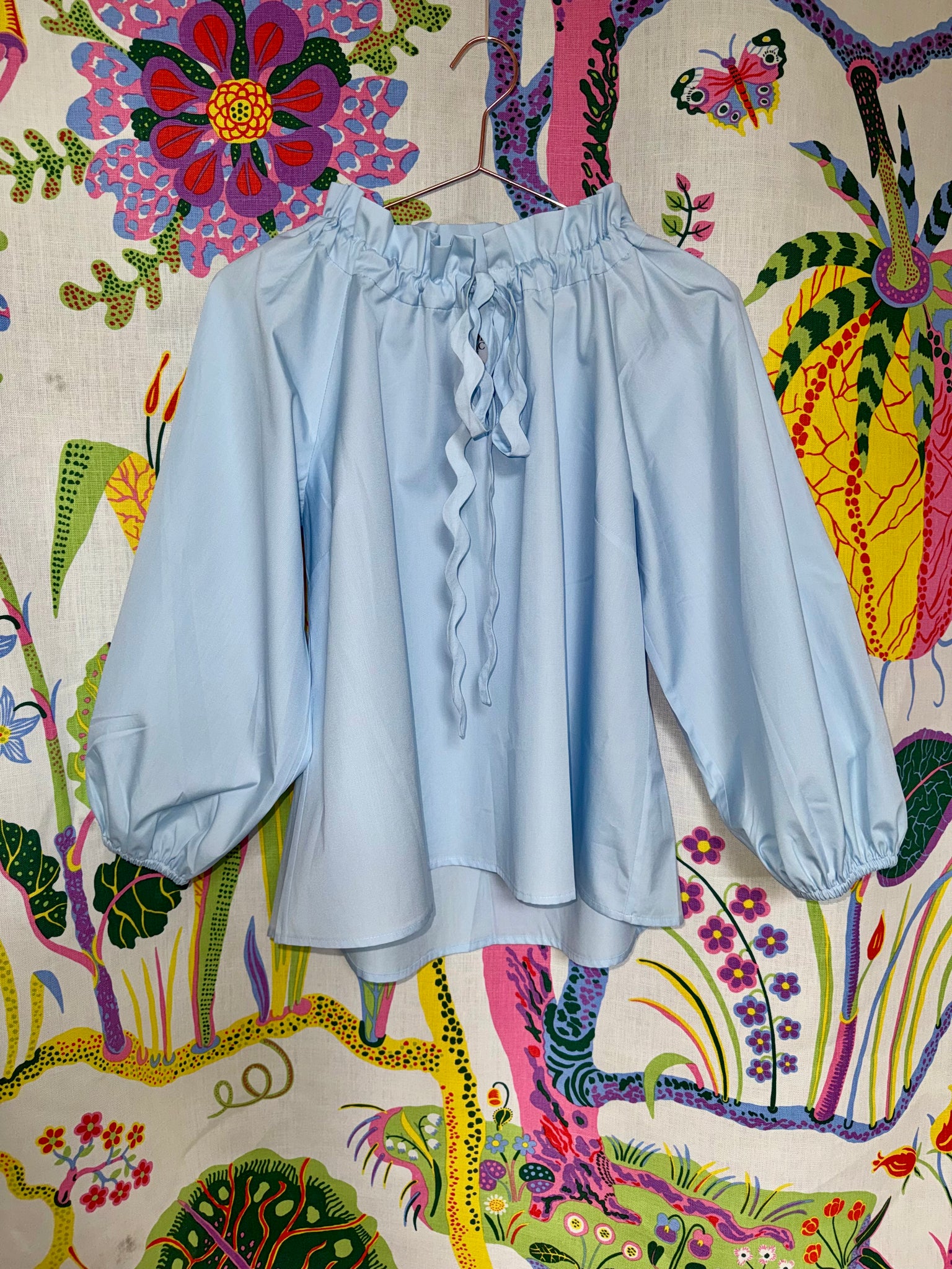 TOPS – HORROR VACUI
